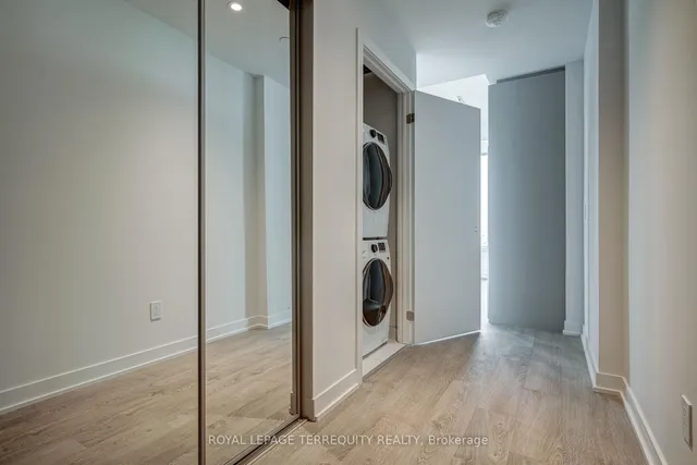Additional property image - 1926 Lake Shore Blvd Unit 2716
