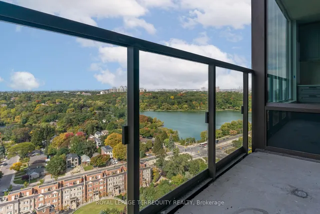 Additional property image - 1926 Lake Shore Blvd Unit 2716