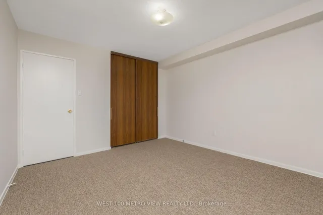 Additional property image - 15 Kensington Rd Unit 908