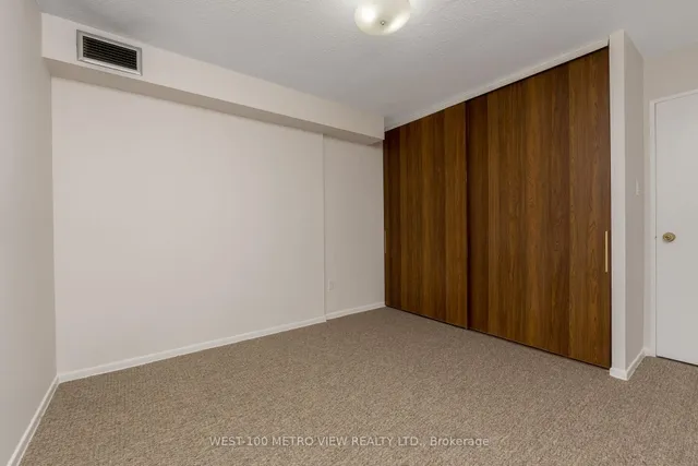 Additional property image - 15 Kensington Rd Unit 908