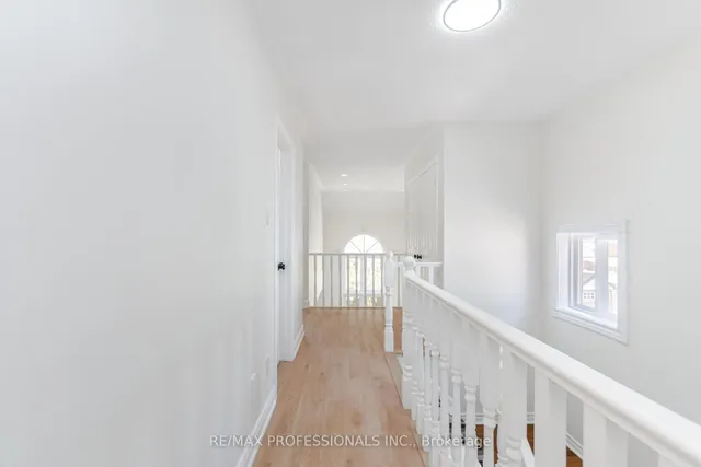 Additional image 18 of 11 Asterwind Cres