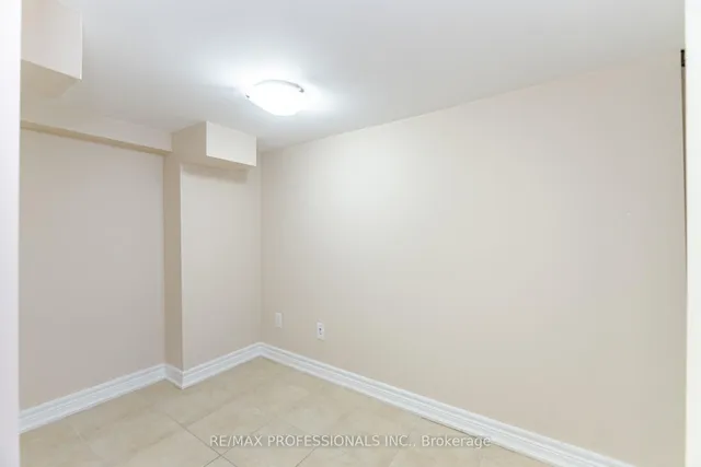 Additional image 37 of 11 Asterwind Cres
