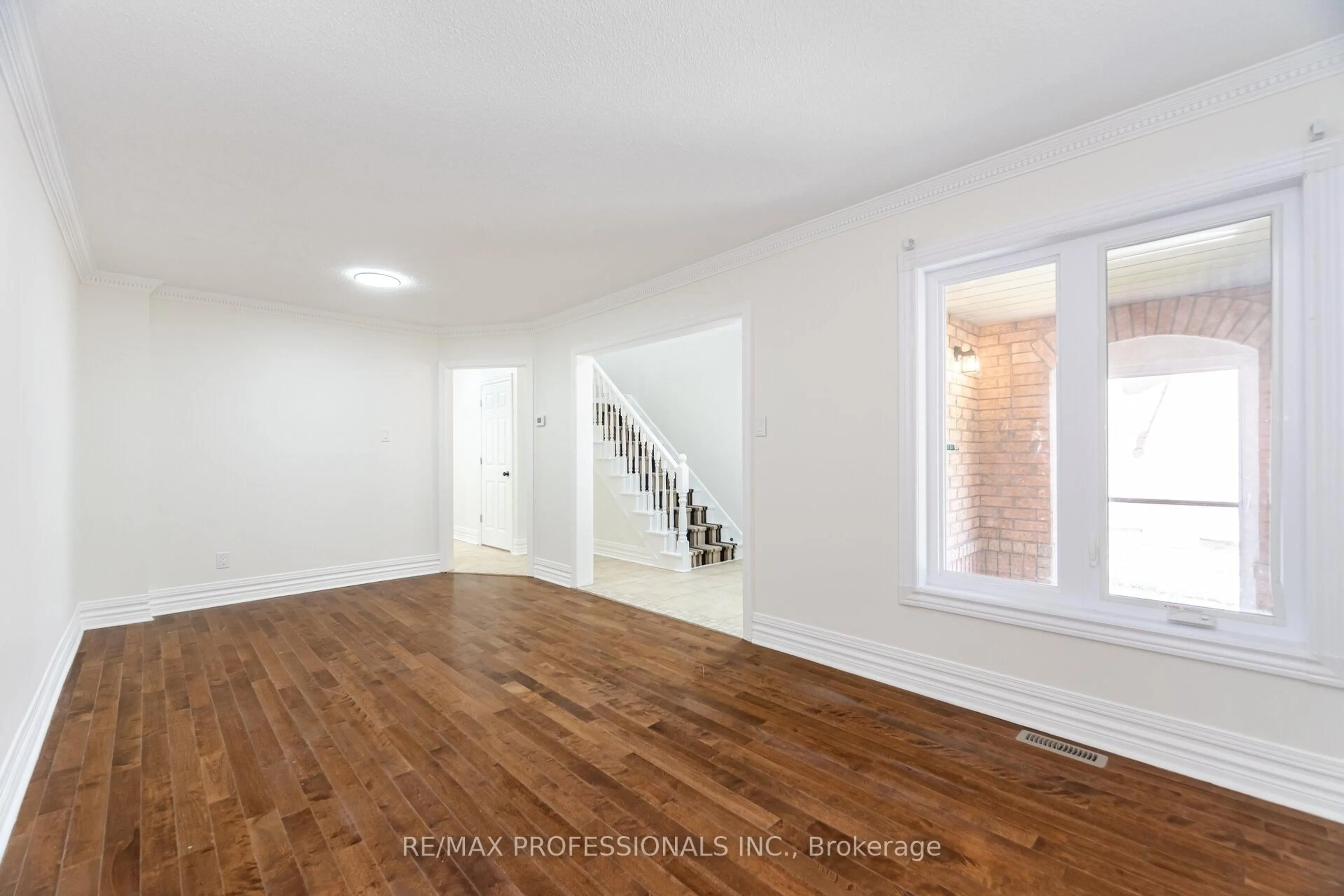 A pic of a room for 11 Asterwind Cres, Brampton Ontario L6R 1V9