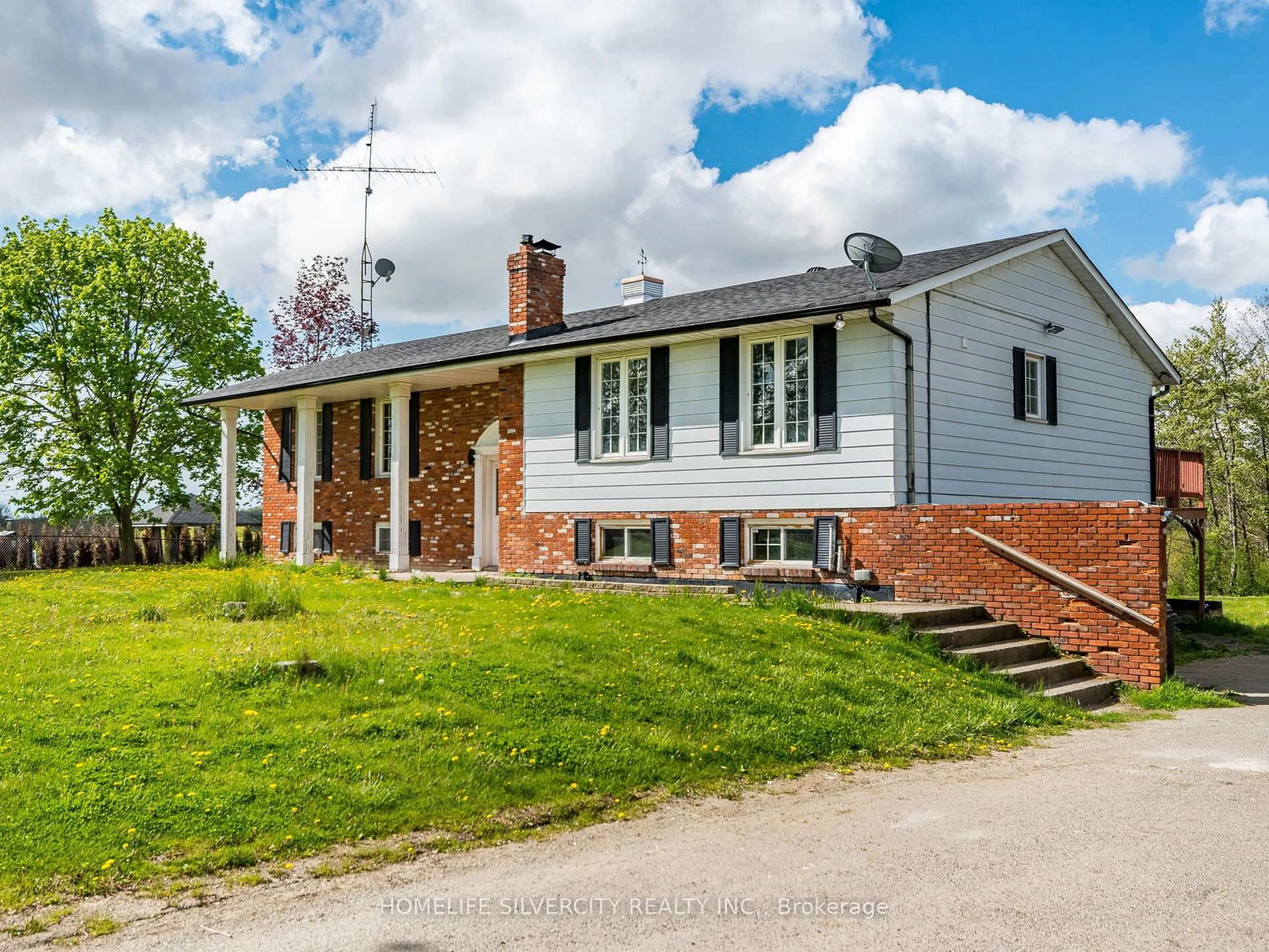Home with brick exterior material, street for 5638 Appleby Line, Burlington Ontario L7M 0P6