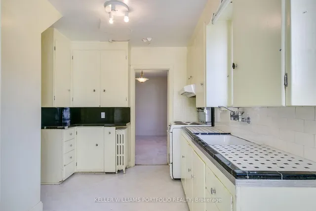 Additional property image - 8 Sunnylea Ave