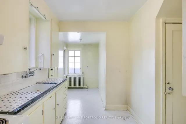 Additional property image - 8 Sunnylea Ave