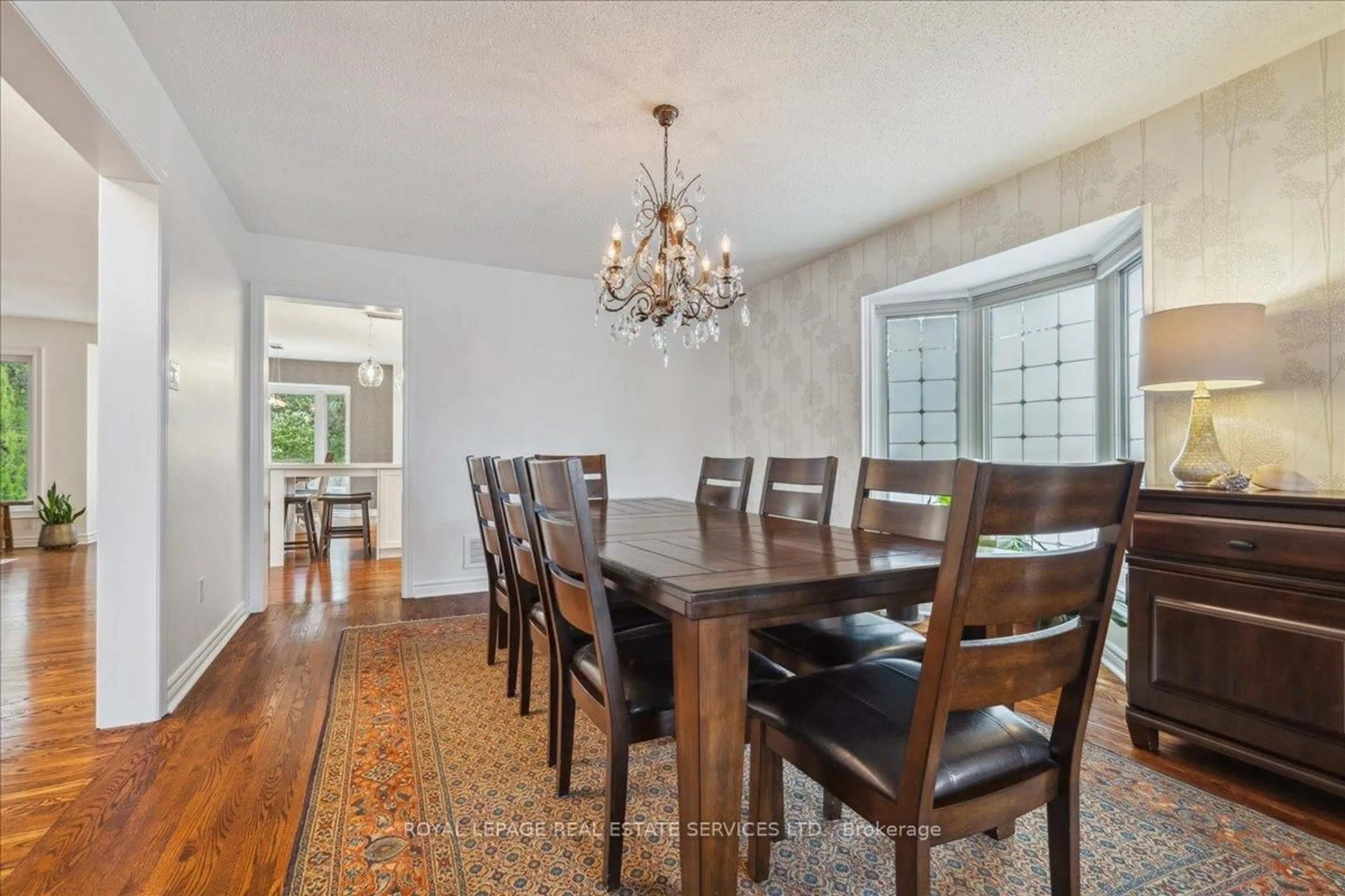 Dining room, unknown for 2317 Carpenters Circ, Oakville Ontario L6M 3C7