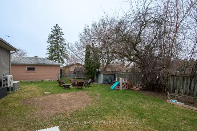 Additional property image - 137 Wakefield Rd