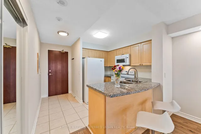Additional property image - 5 Michael Power Pl Unit 509
