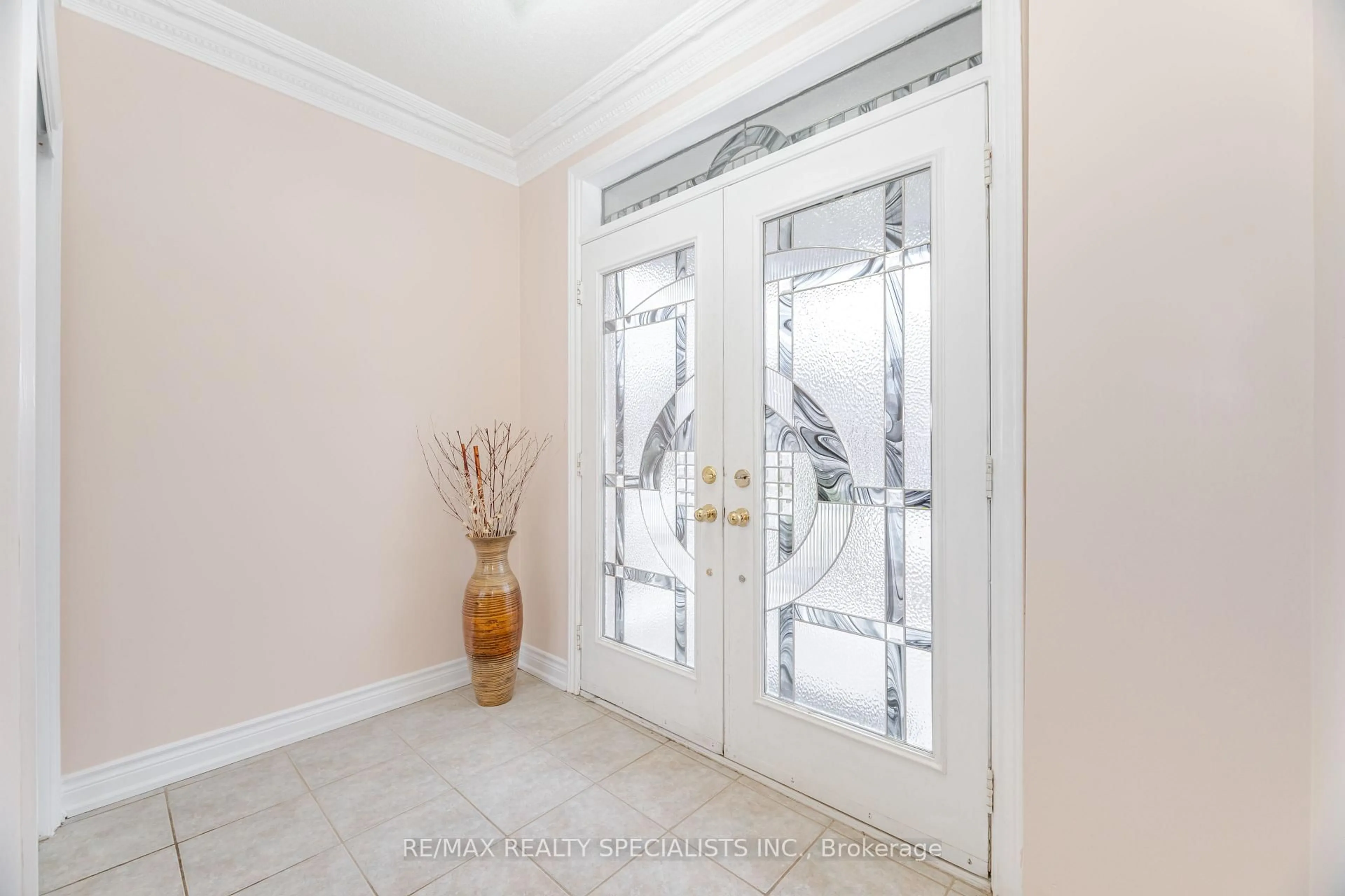 Unknown for 21 Thimbleberry St, Brampton Ontario L7A 3L4