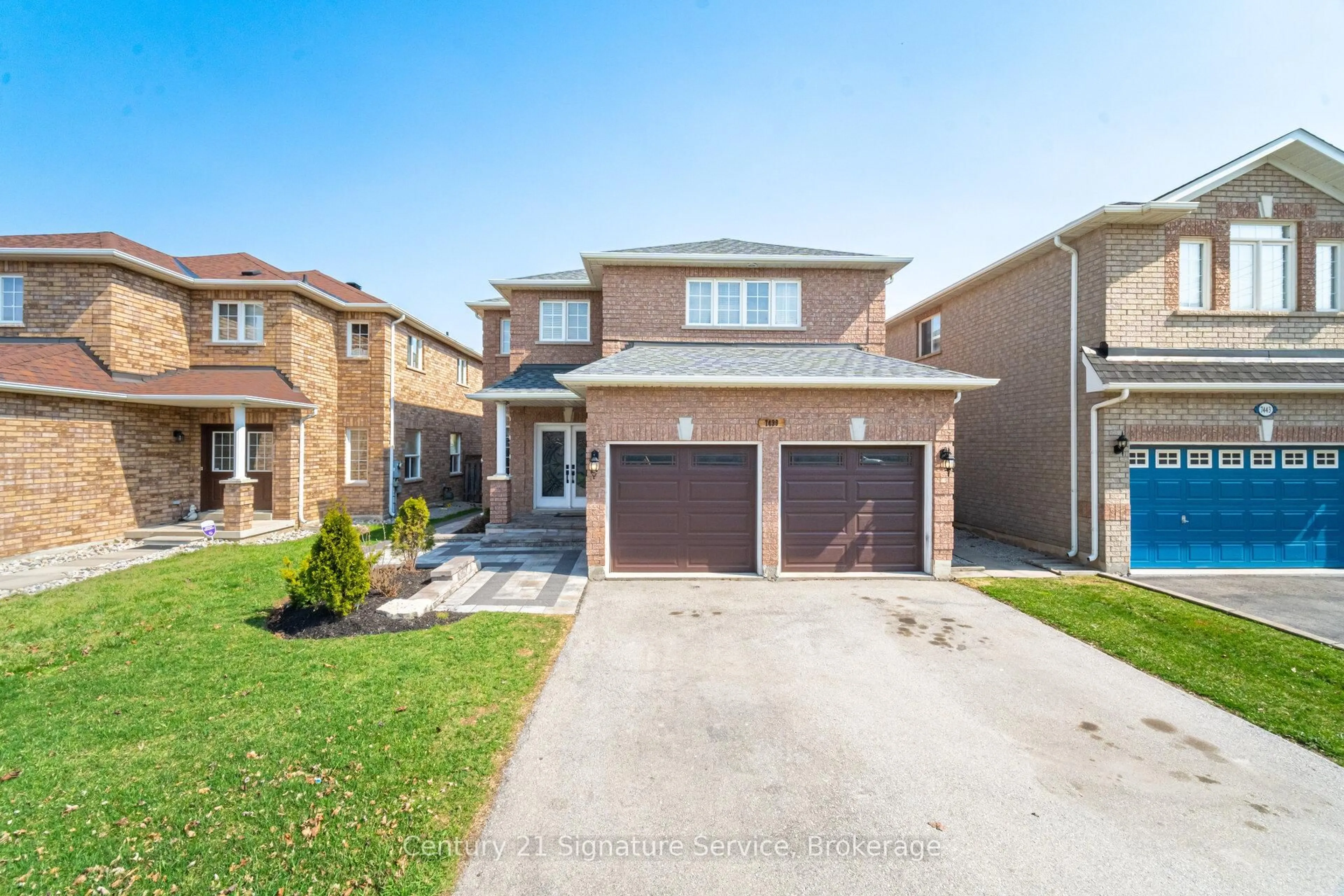 Home with brick exterior material, street for 7439 Allspice Tr, Mississauga Ontario L5N 8N5
