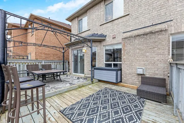 Additional property image - 13 Robarts Dr