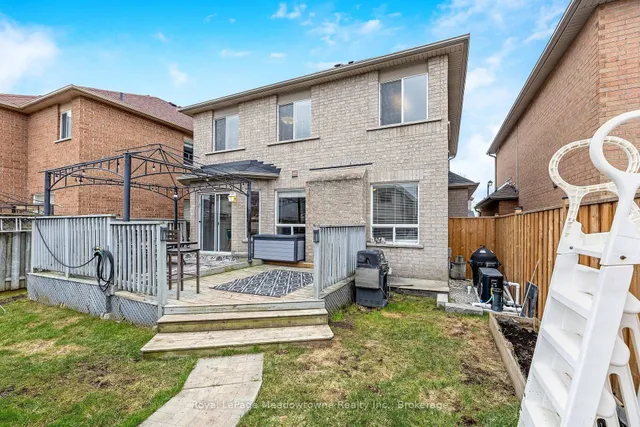 Additional property image - 13 Robarts Dr