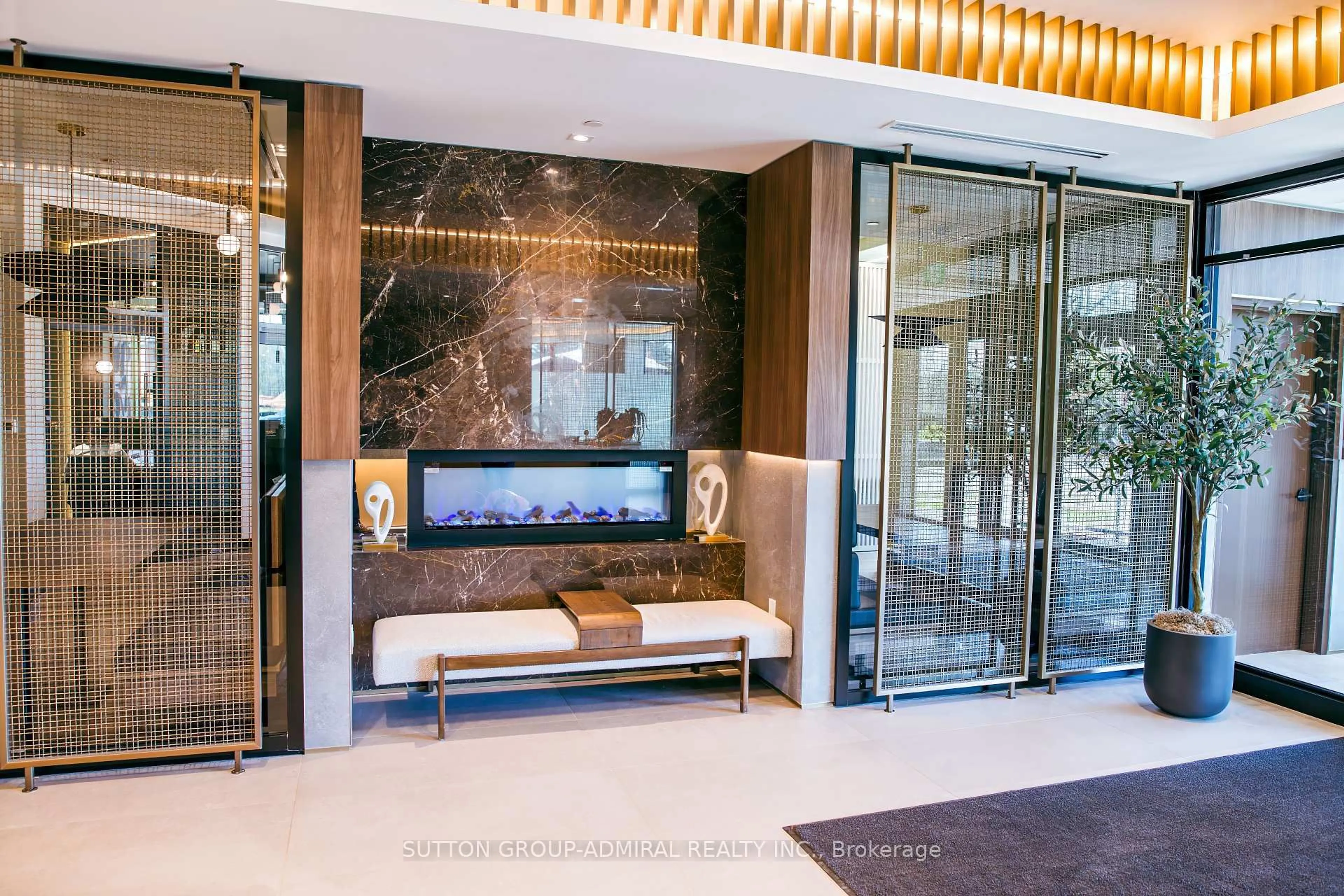 Lobby for 2501 Saw Whet Blvd #537, Oakville Ontario L6M 5N2