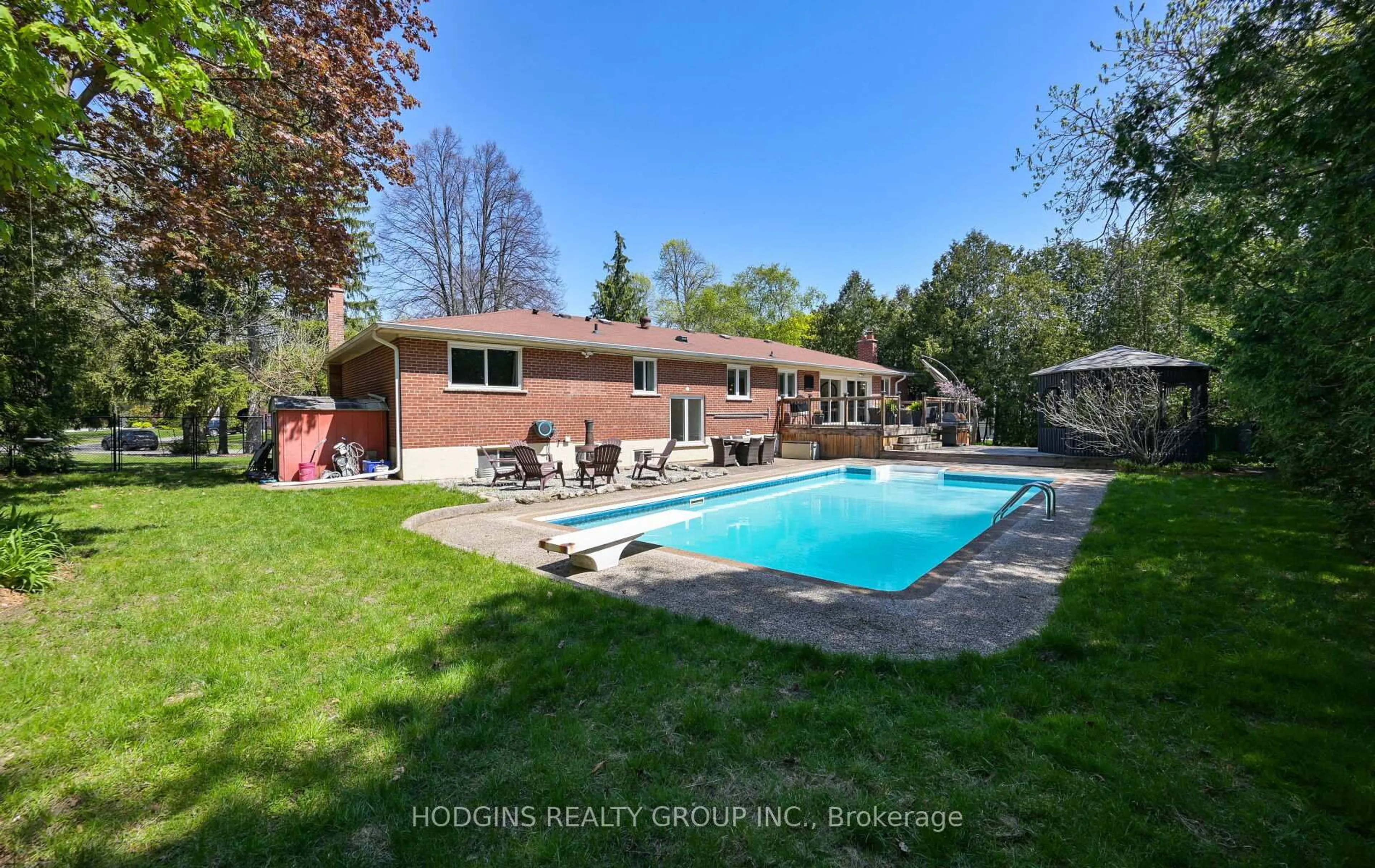 Pool for 1435 Saginaw Cres, Mississauga Ontario L5H 1X4