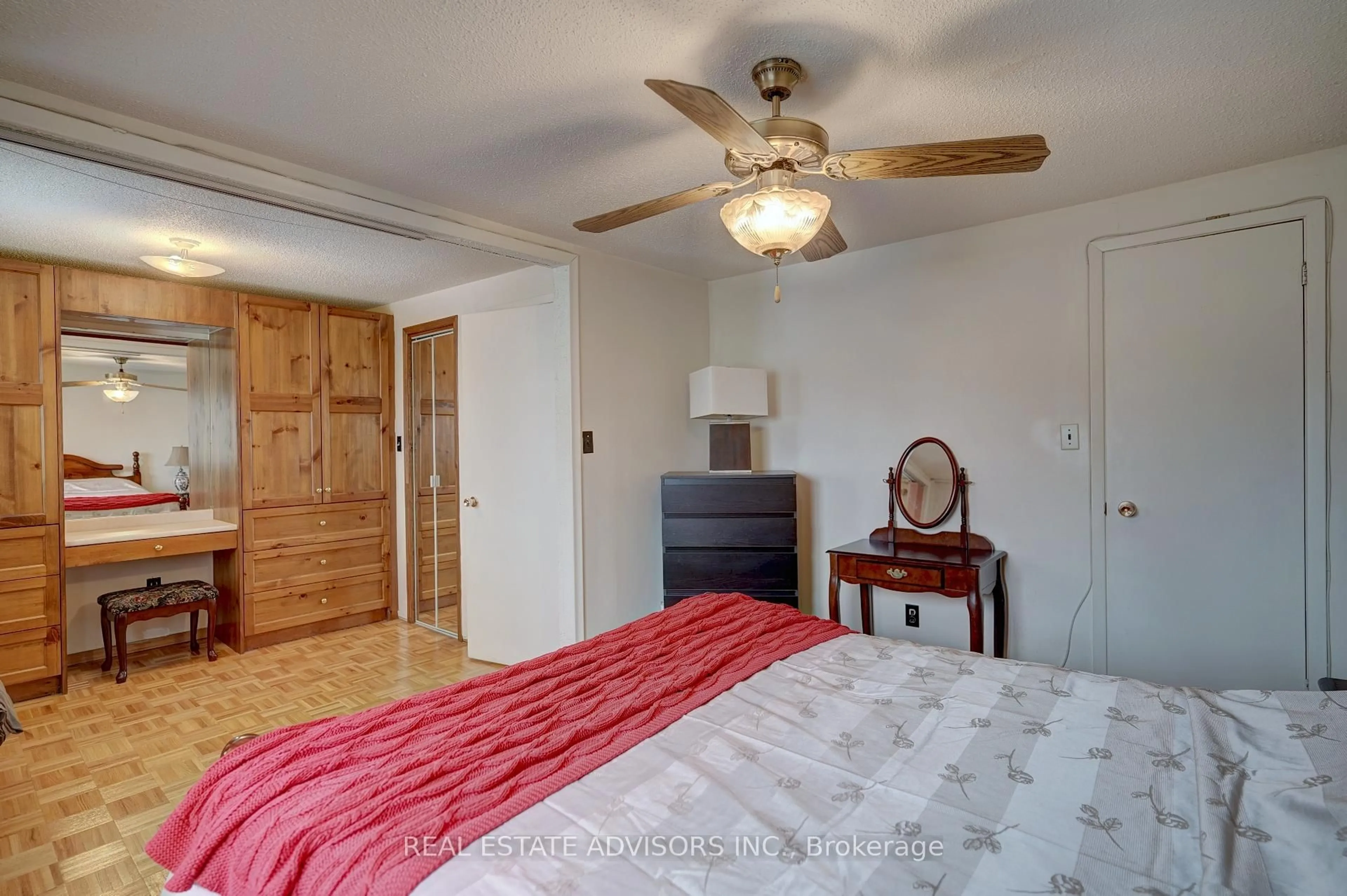 Bedroom with bed, unknown for 3175 Kirwin Ave #47, Mississauga Ontario L5A 3M4