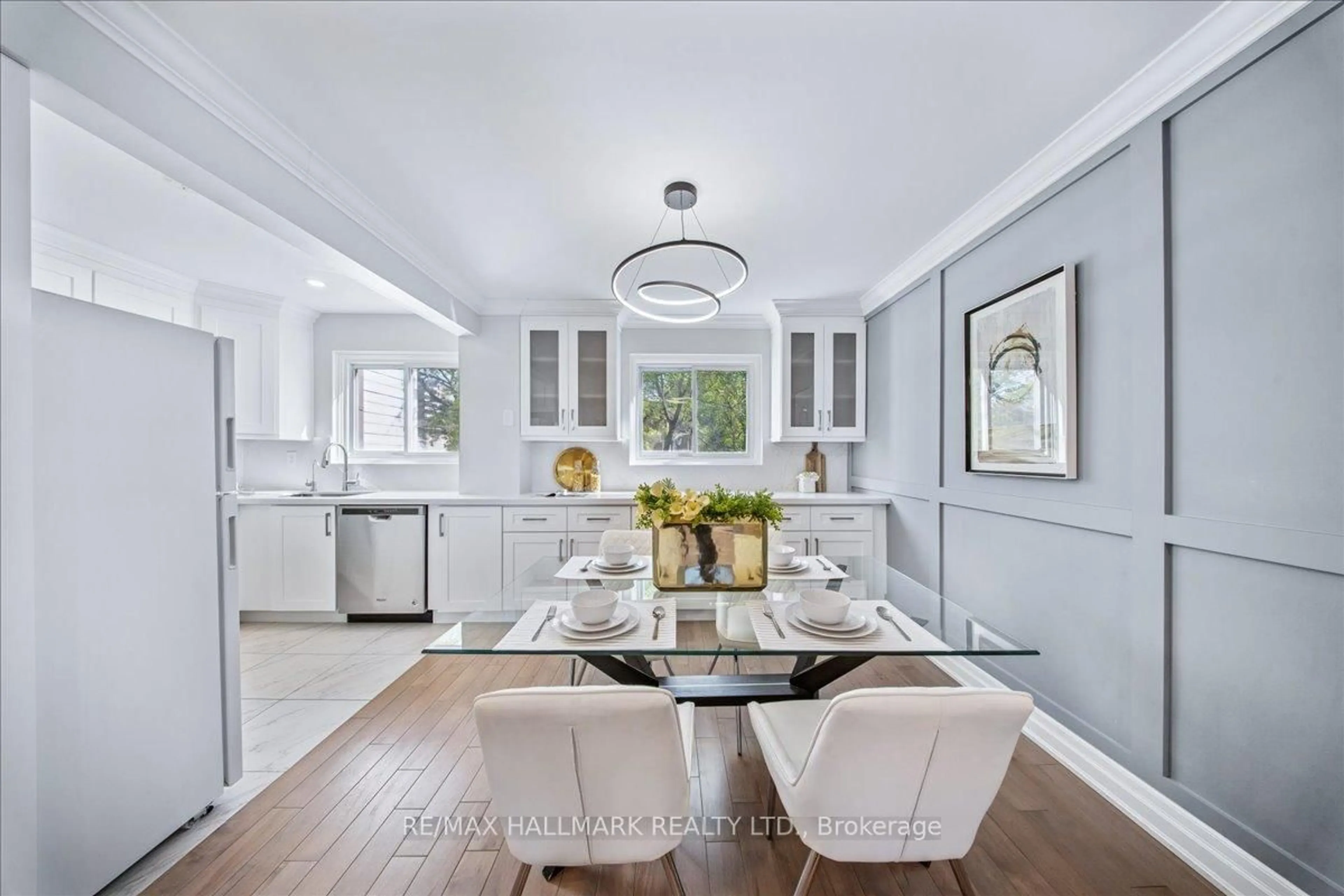 Open concept kitchen, unknown for 1221 Dundix Rd #19, Mississauga Ontario L4Y 3Y9