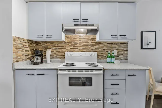 Additional property image - 5547 Cortina Cres