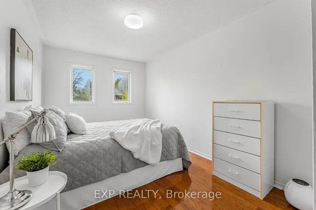 Additional property image - 5547 Cortina Cres