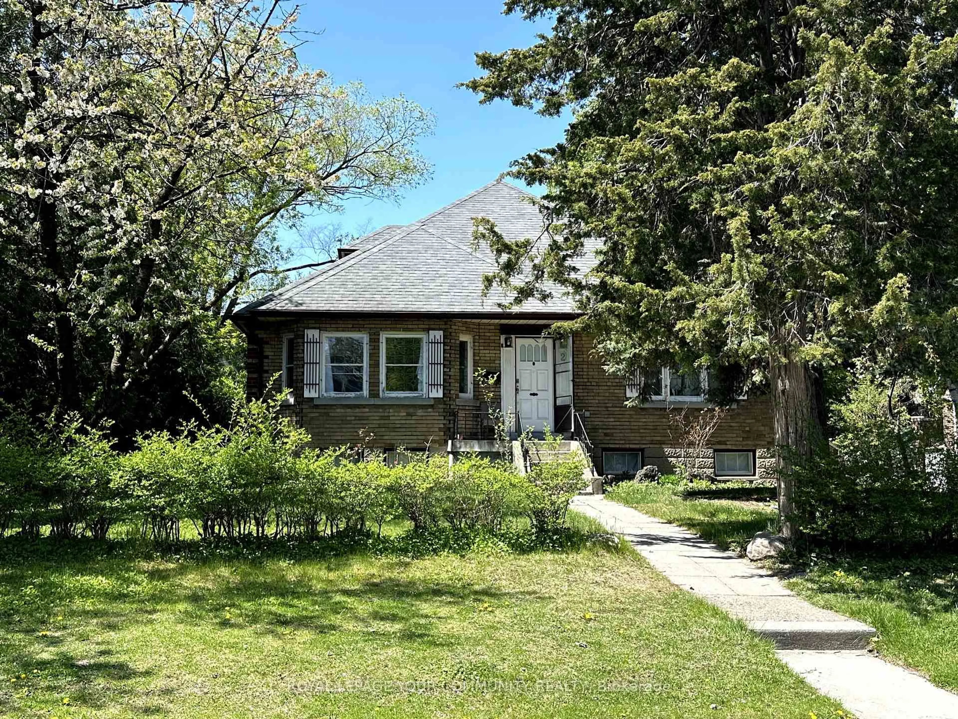 Unknown for 2 Botfield Ave, Toronto Ontario M9B 4C7