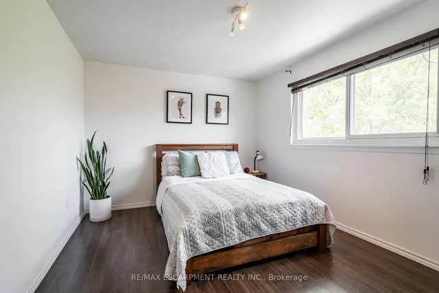 Additional property image - 5510 Spruce Ave