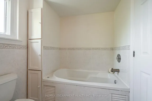 Additional property image - 5510 Spruce Ave