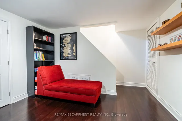 Additional property image - 5510 Spruce Ave