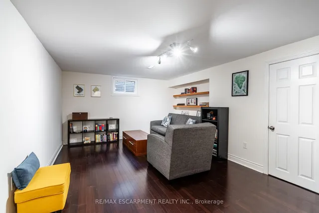 Additional property image - 5510 Spruce Ave