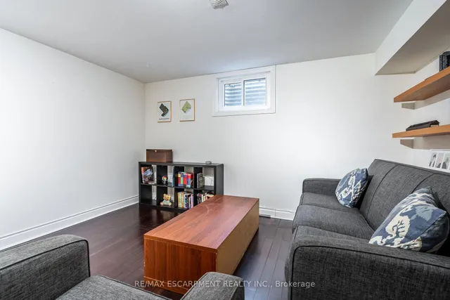 Additional property image - 5510 Spruce Ave