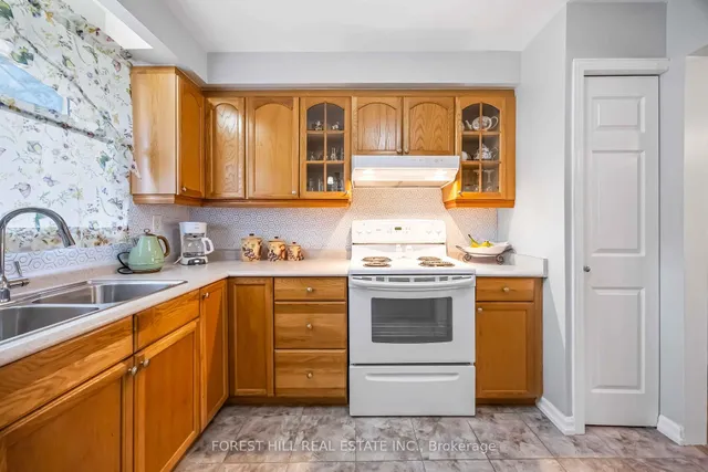 Additional property image - 435 Silverstone Dr Unit 22