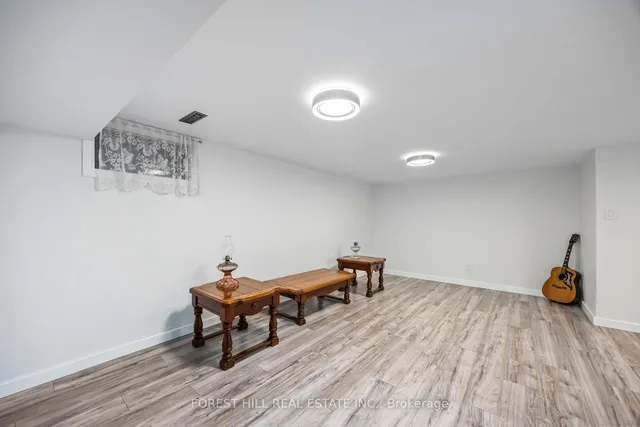 Additional property image - 435 Silverstone Dr Unit 22