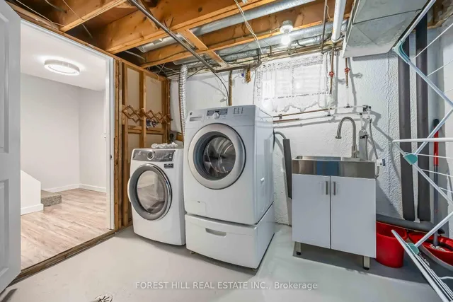Additional property image - 435 Silverstone Dr Unit 22