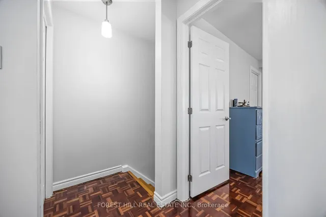 Additional property image - 435 Silverstone Dr Unit 22