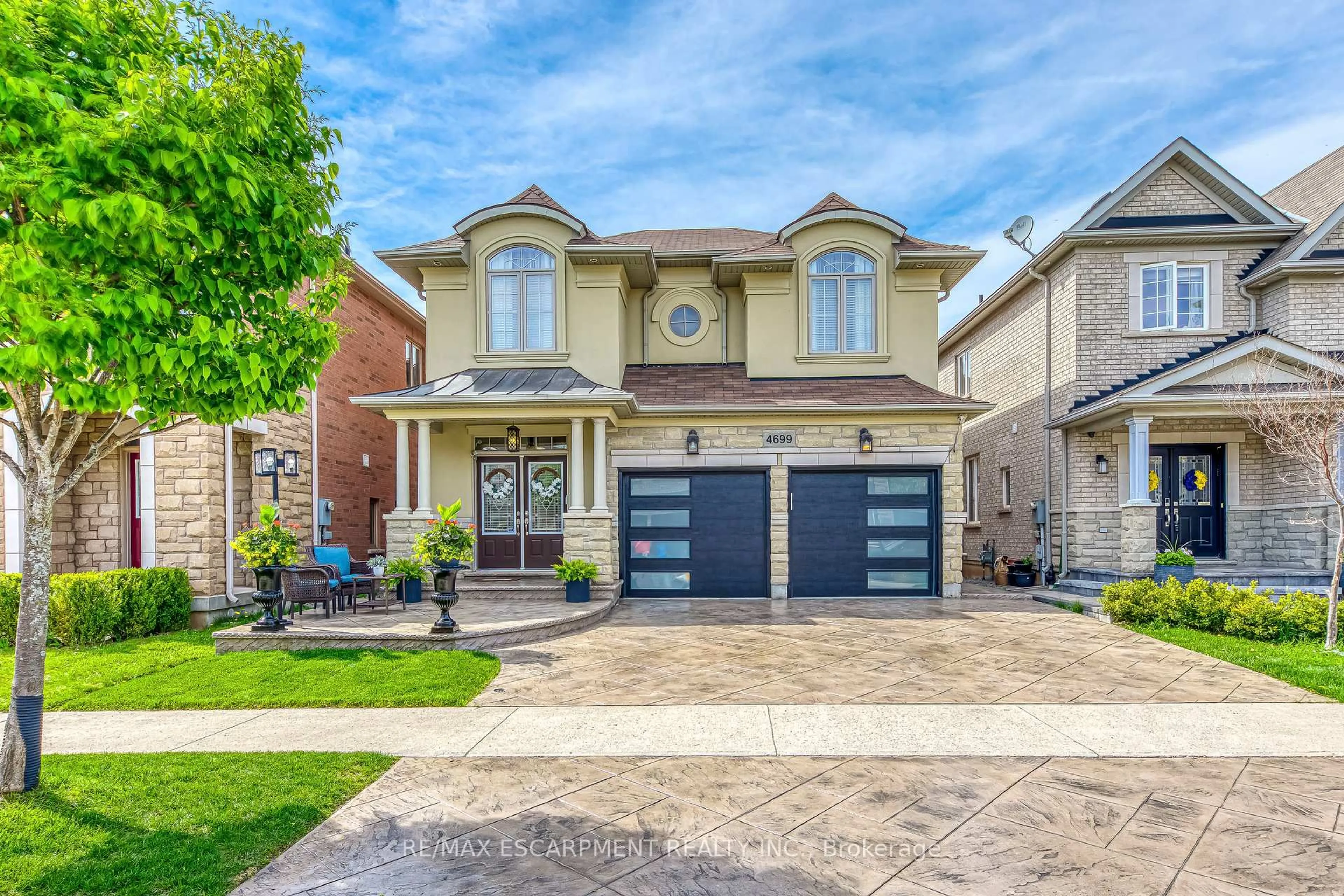 Home with brick exterior material, street for 4699 Irena Ave, Burlington Ontario L7M 0K2