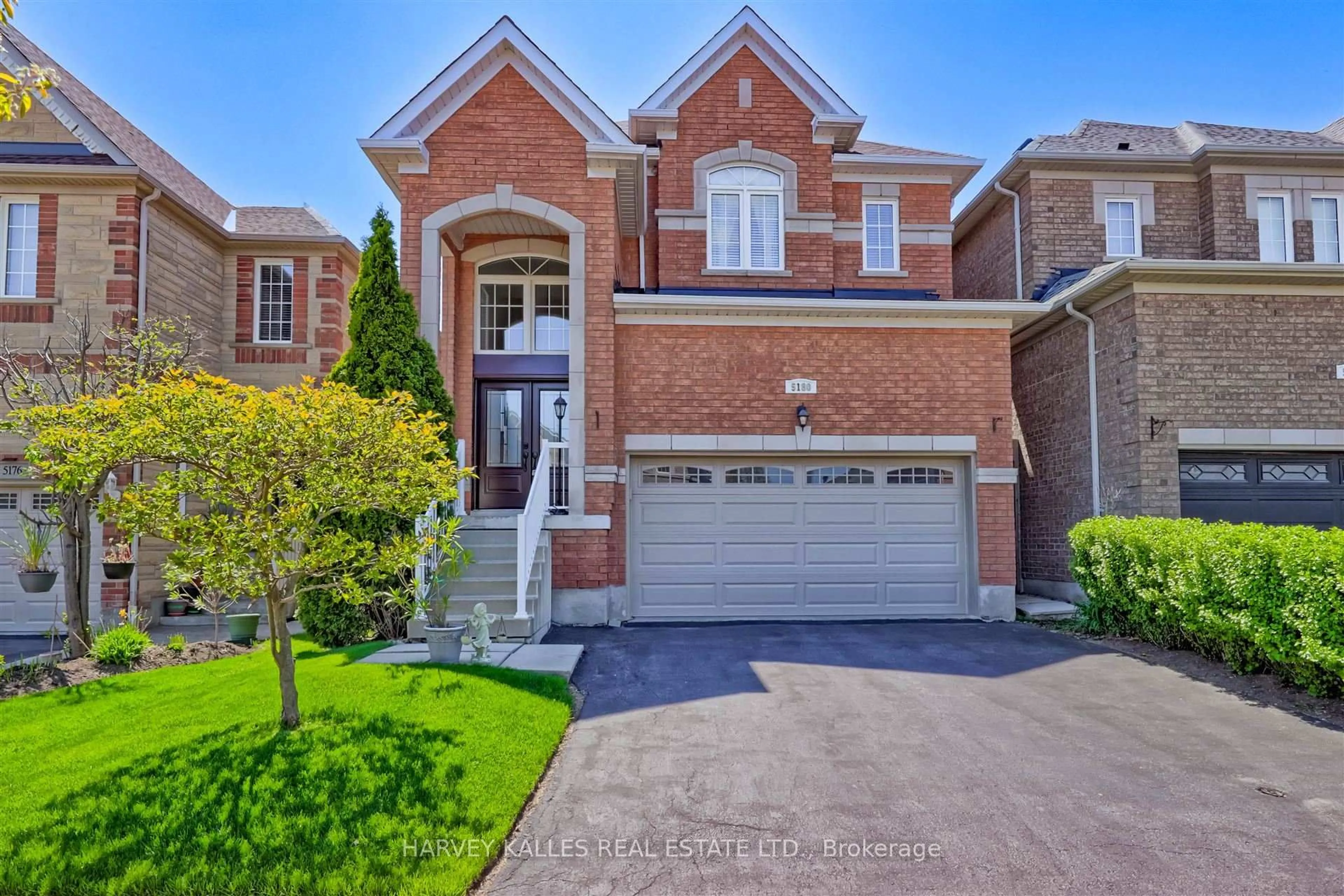 Home with brick exterior material, street for 5180 Littlebend Dr, Mississauga Ontario L5M 8B6