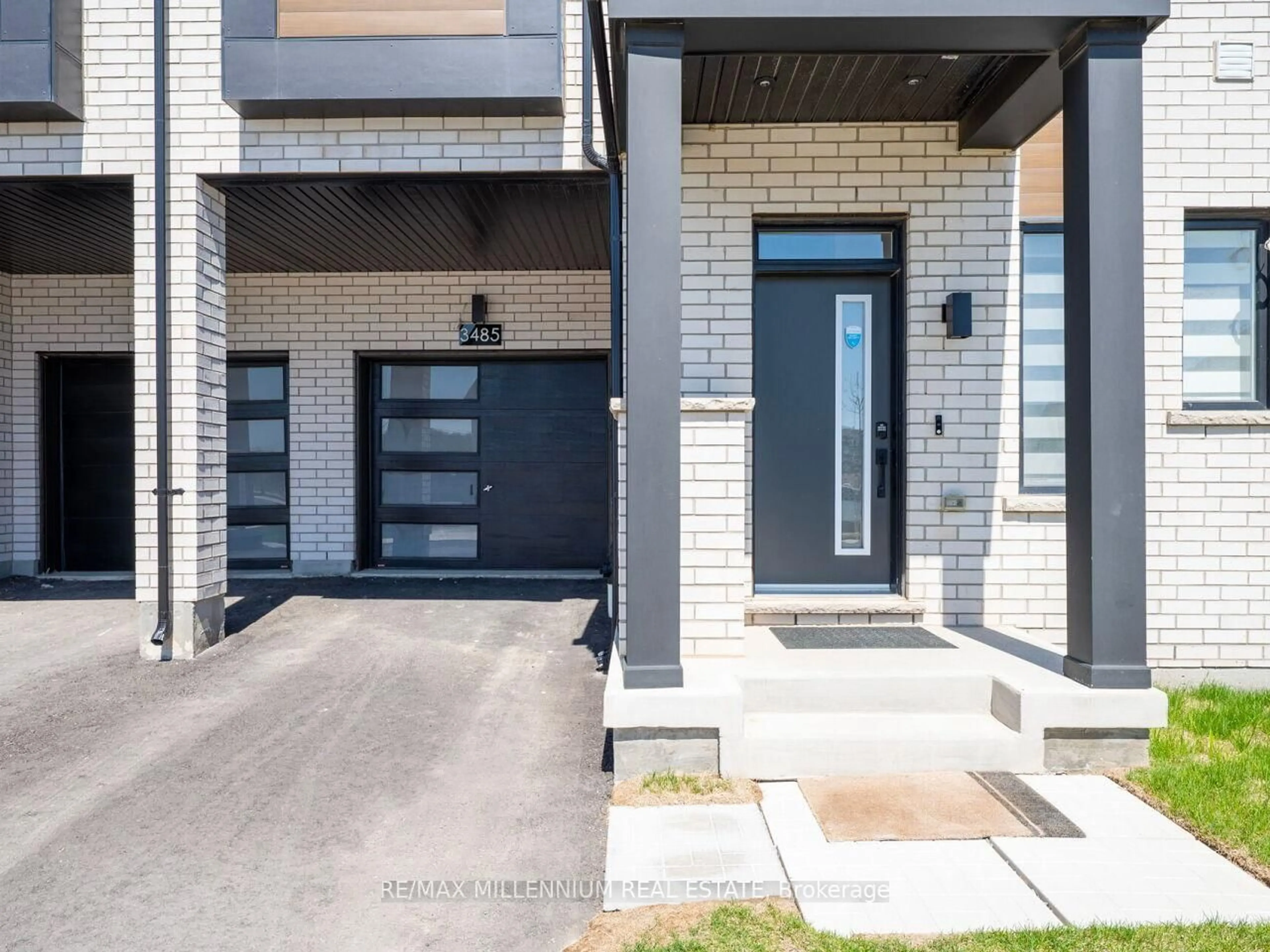 Home with brick exterior material, street for 3485 Post Rd, Oakville Ontario L6H 0Y9