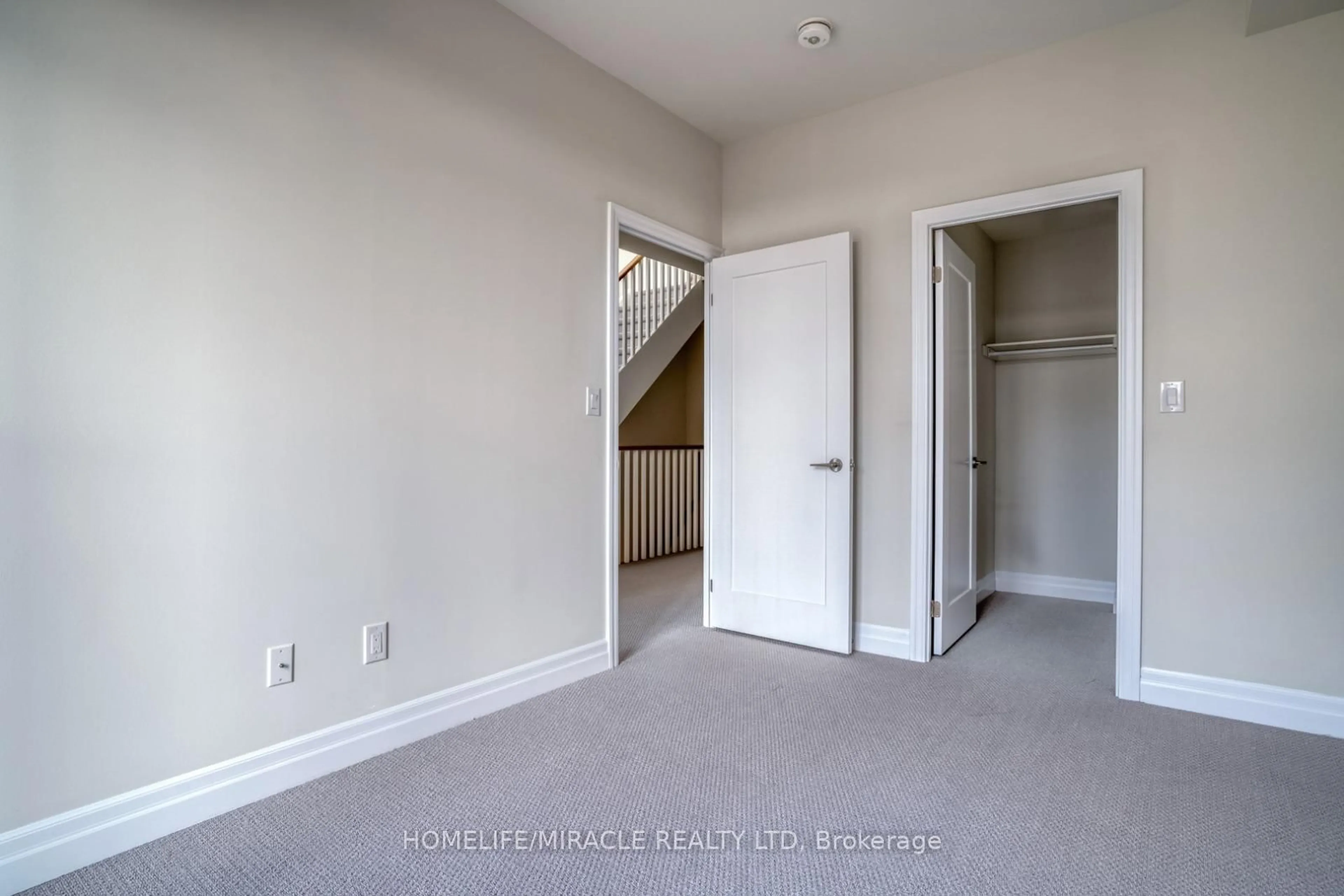 A pic of a room for 1205 Gooseberry Lane #409, Mississauga Ontario L5G 0B9