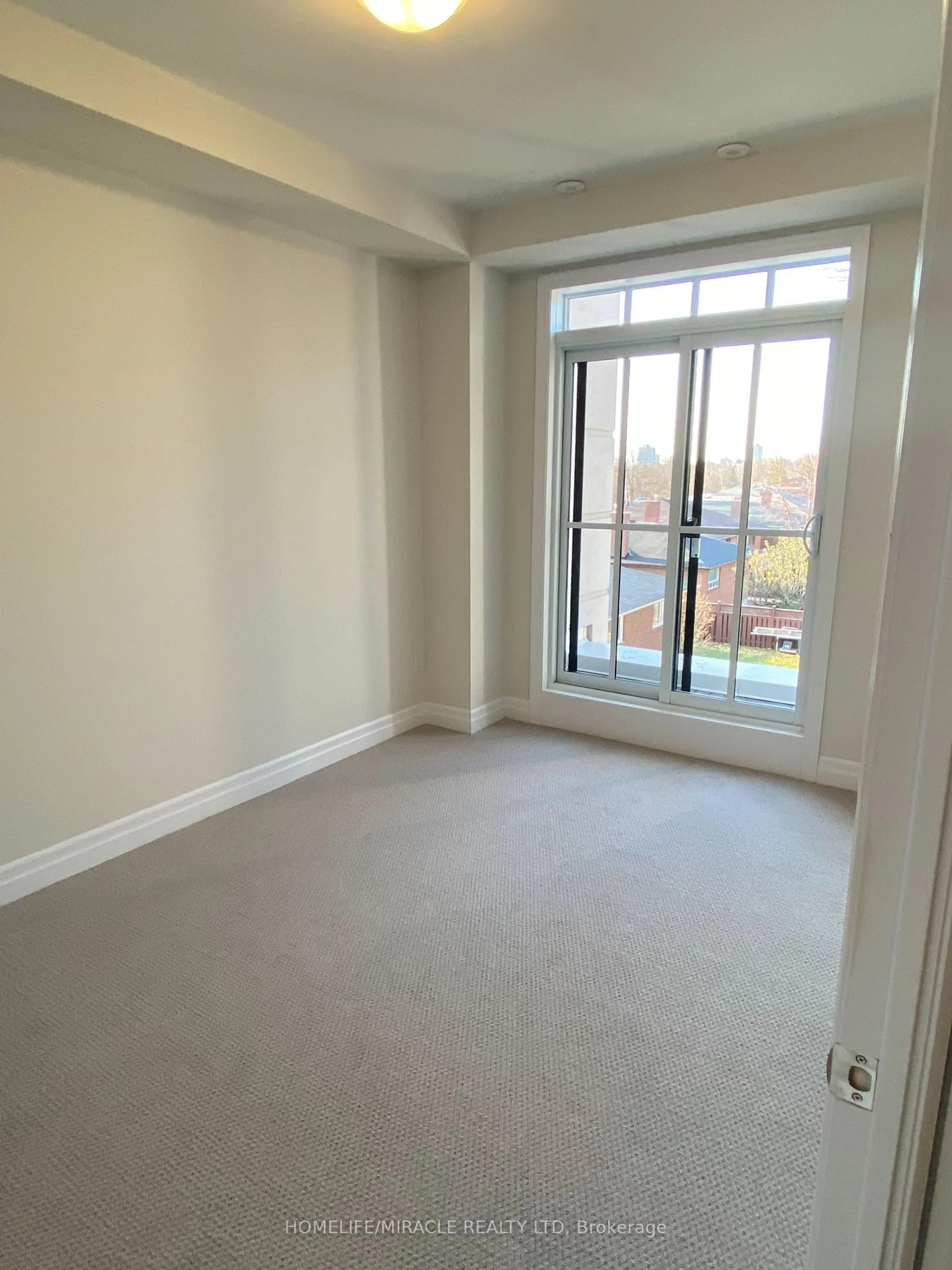 A pic of a room for 1205 Gooseberry Lane #409, Mississauga Ontario L5G 0B9