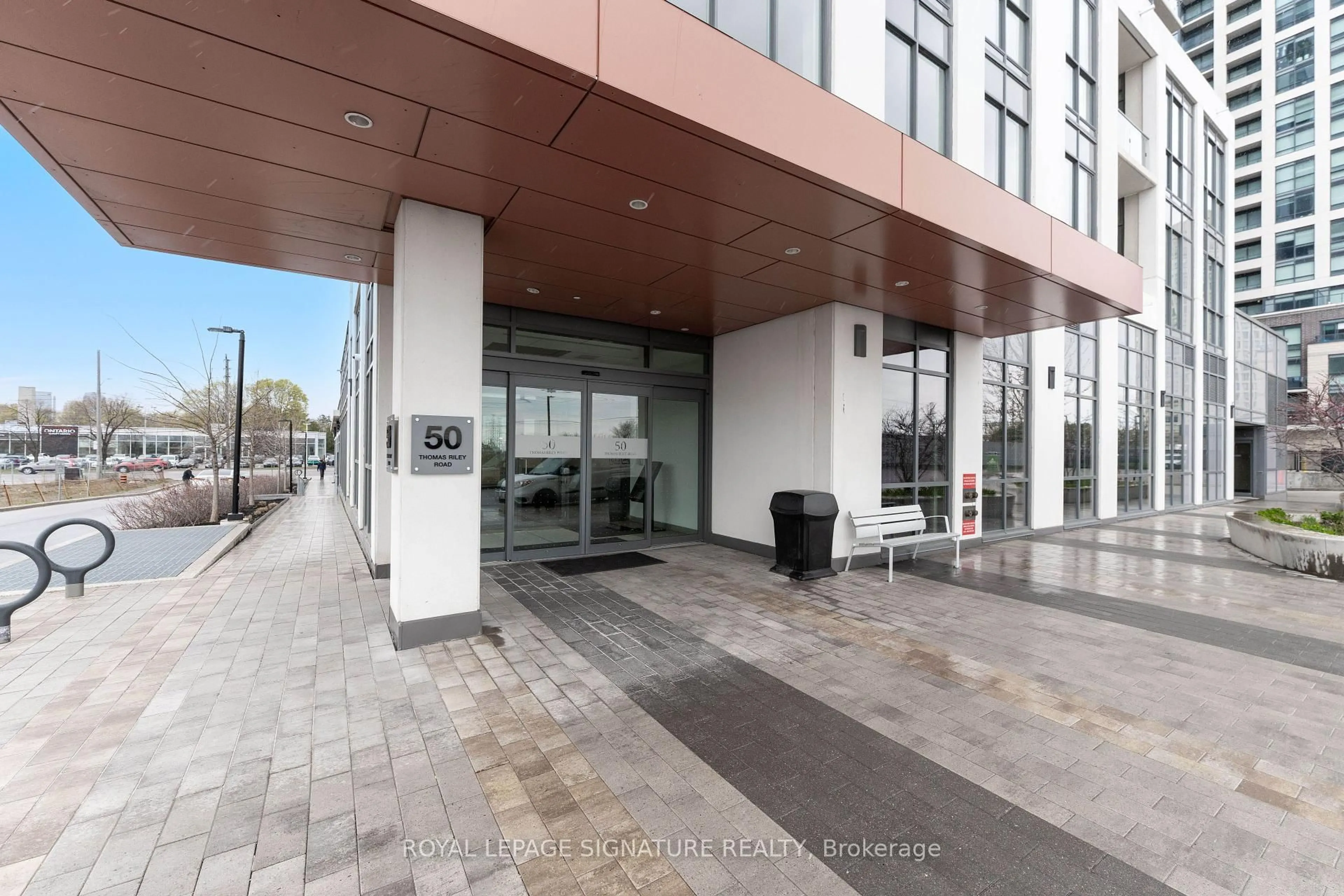 Indoor foyer for 50 Thomas Riley Rd #510, Toronto Ontario M9B 0C5