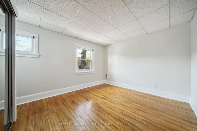 Additional property image - 243 Annette St