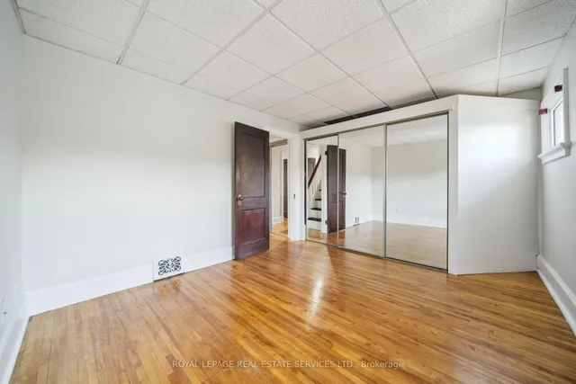Additional property image - 243 Annette St