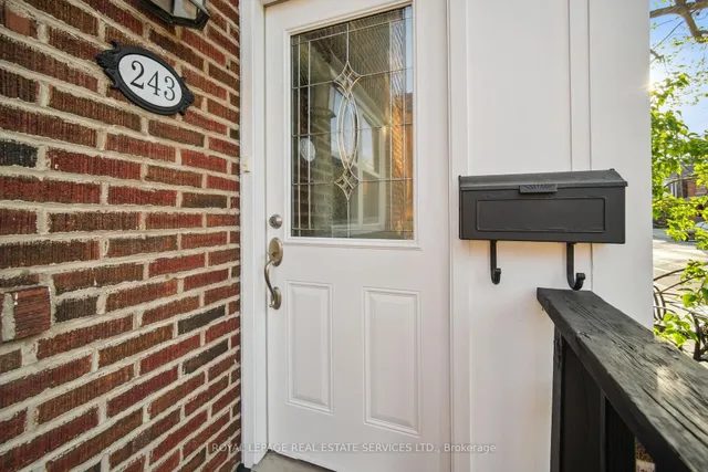 Additional property image - 243 Annette St