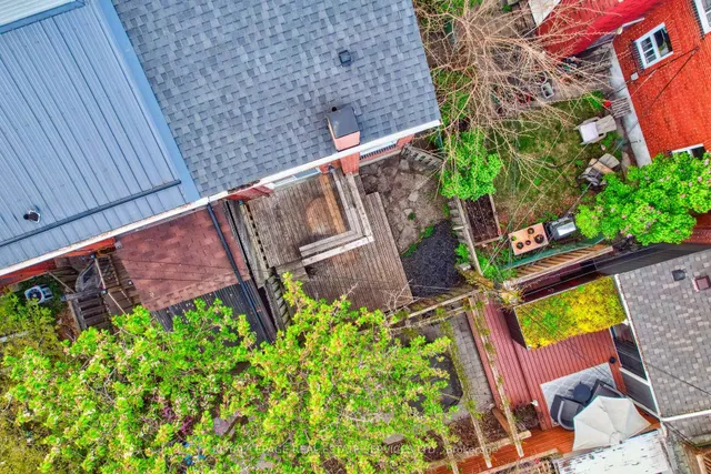 Additional property image - 243 Annette St