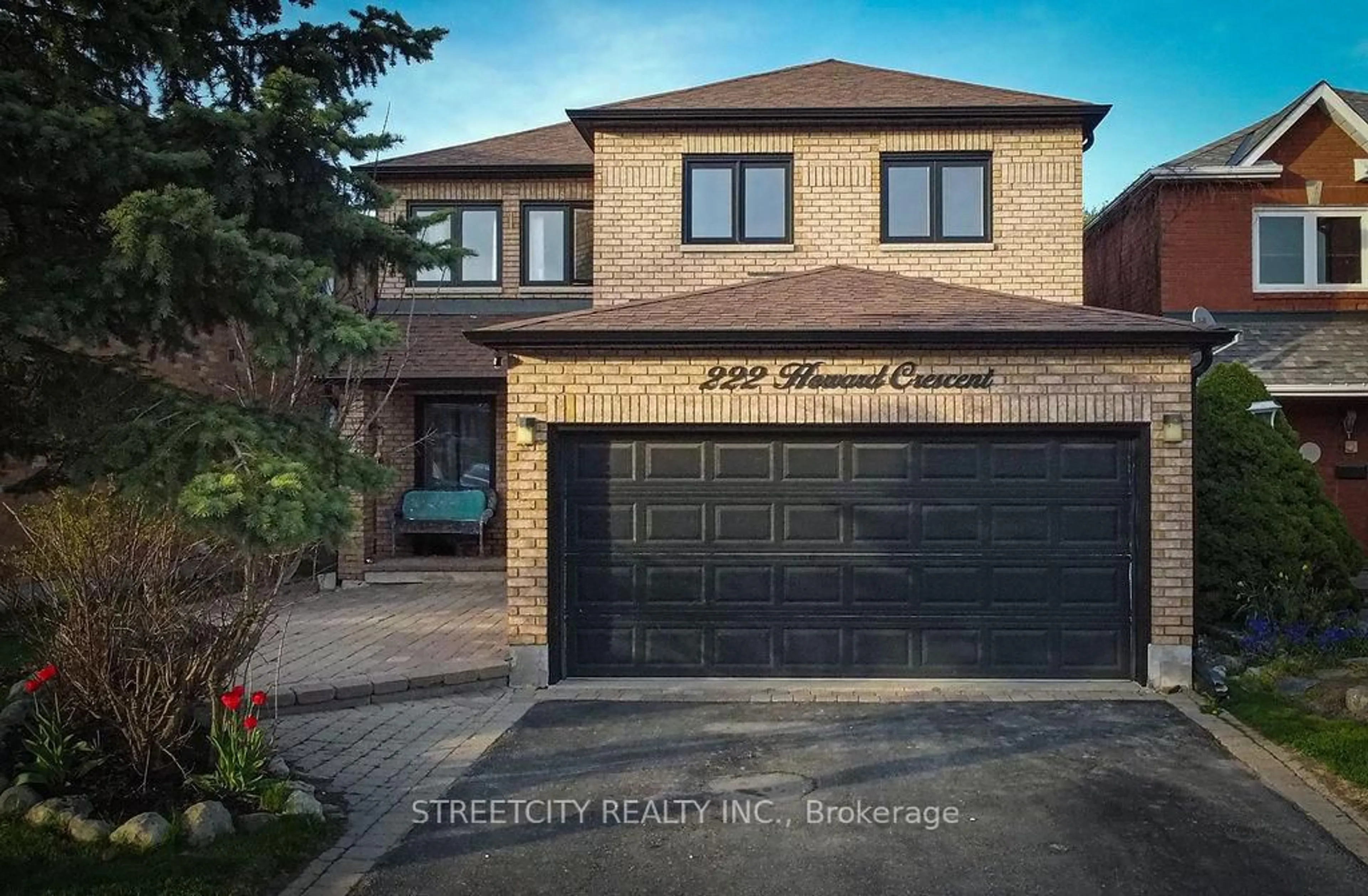 Home with brick exterior material, street for 222 Howard Cres, Orangeville Ontario L9W 4W5