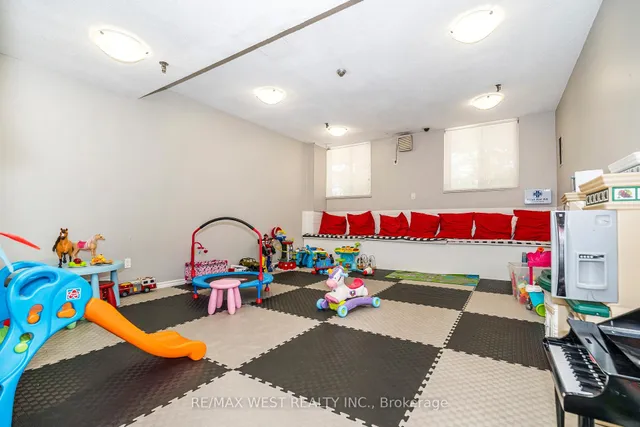Additional property image - 85 Emmett Ave Unit 1908