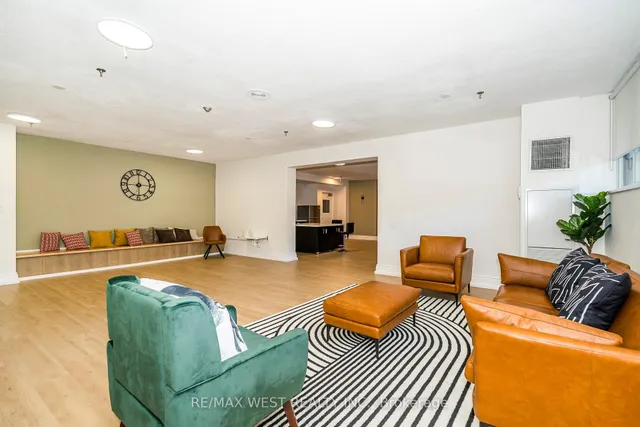 Additional property image - 85 Emmett Ave Unit 1908