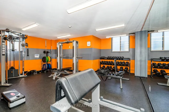 Additional property image - 85 Emmett Ave Unit 1908