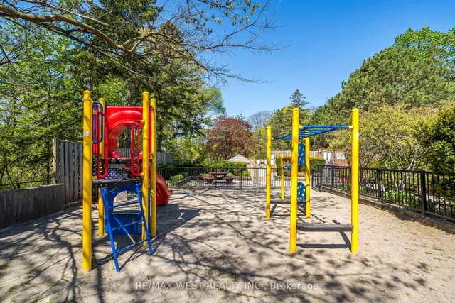 Additional property image - 85 Emmett Ave Unit 1908