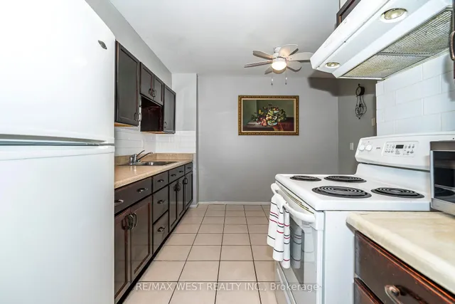 Additional property image - 85 Emmett Ave Unit 1908