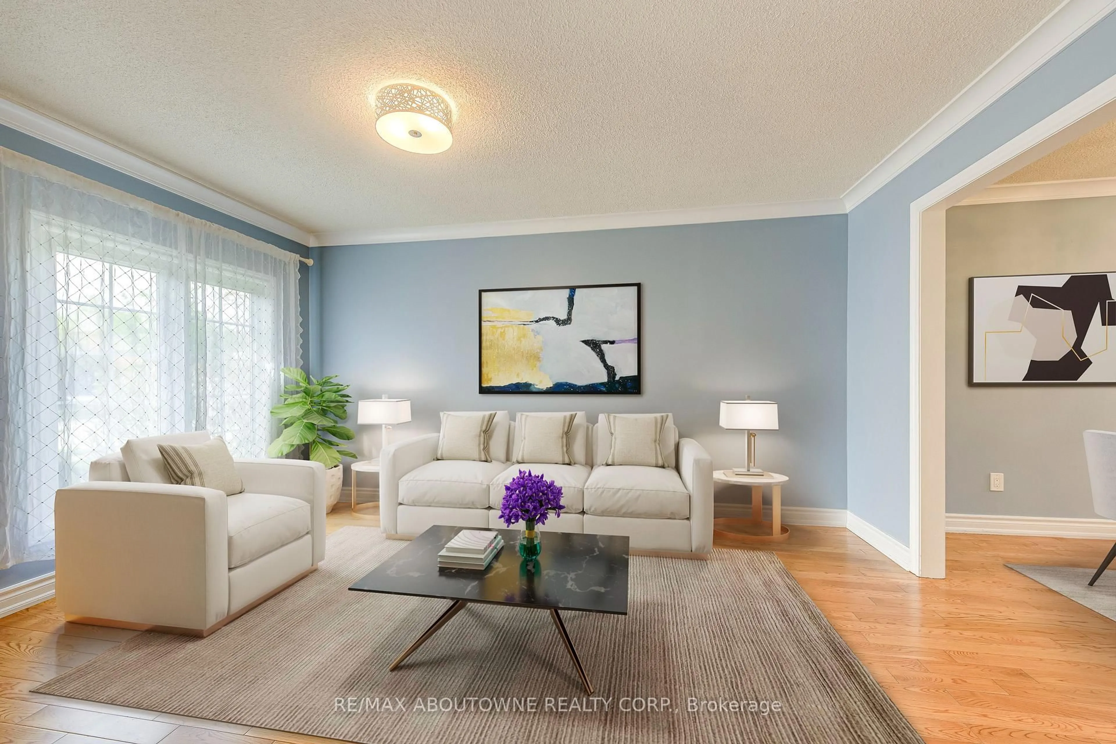 Living room with furniture, unknown for 5218 Middlebury Dr, Mississauga Ontario L5M 5C3